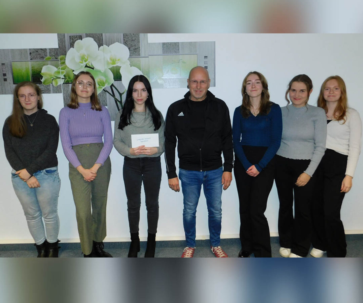 Finanzielle Unterstützung für die Kreativecke im philipp melanchthon gymnasium Herzberg Roga Unternehmungen v2