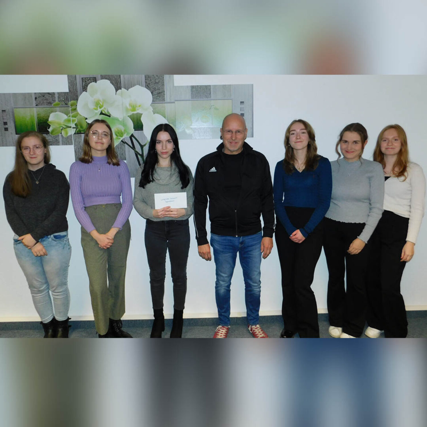 Finanzielle Unterstützung für die Kreativecke im philipp melanchthon gymnasium Herzberg Roga Unternehmungen v2